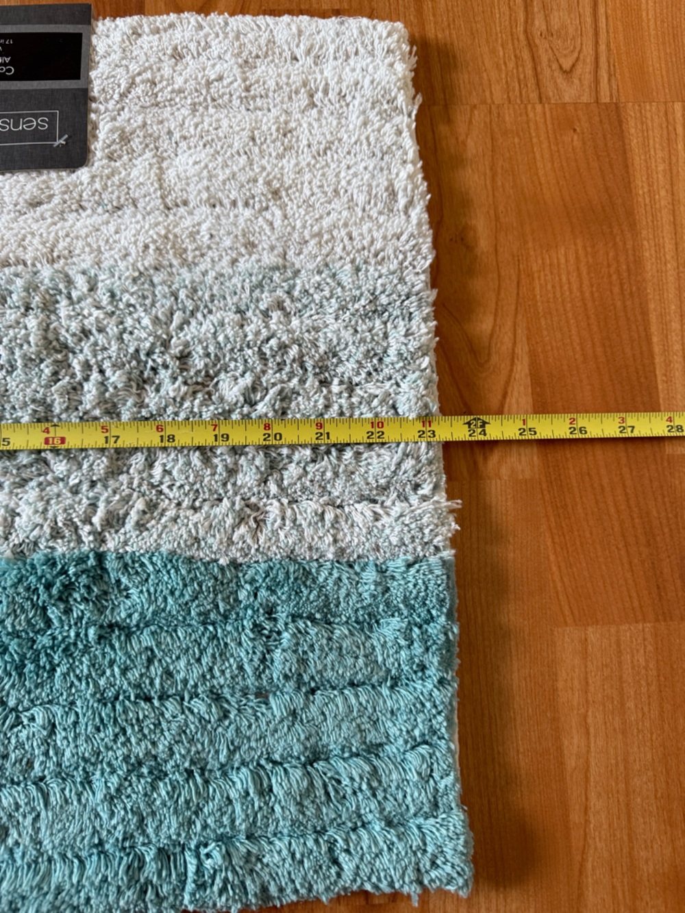 Sensational Bath Plush Two-Tone Aqua and Cream Bath Mat - Picture 2 of 9